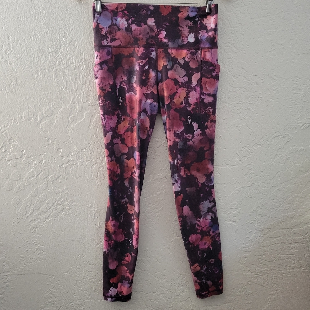 Athleta Salutation Stash Pocket II Floral Print Size Medium